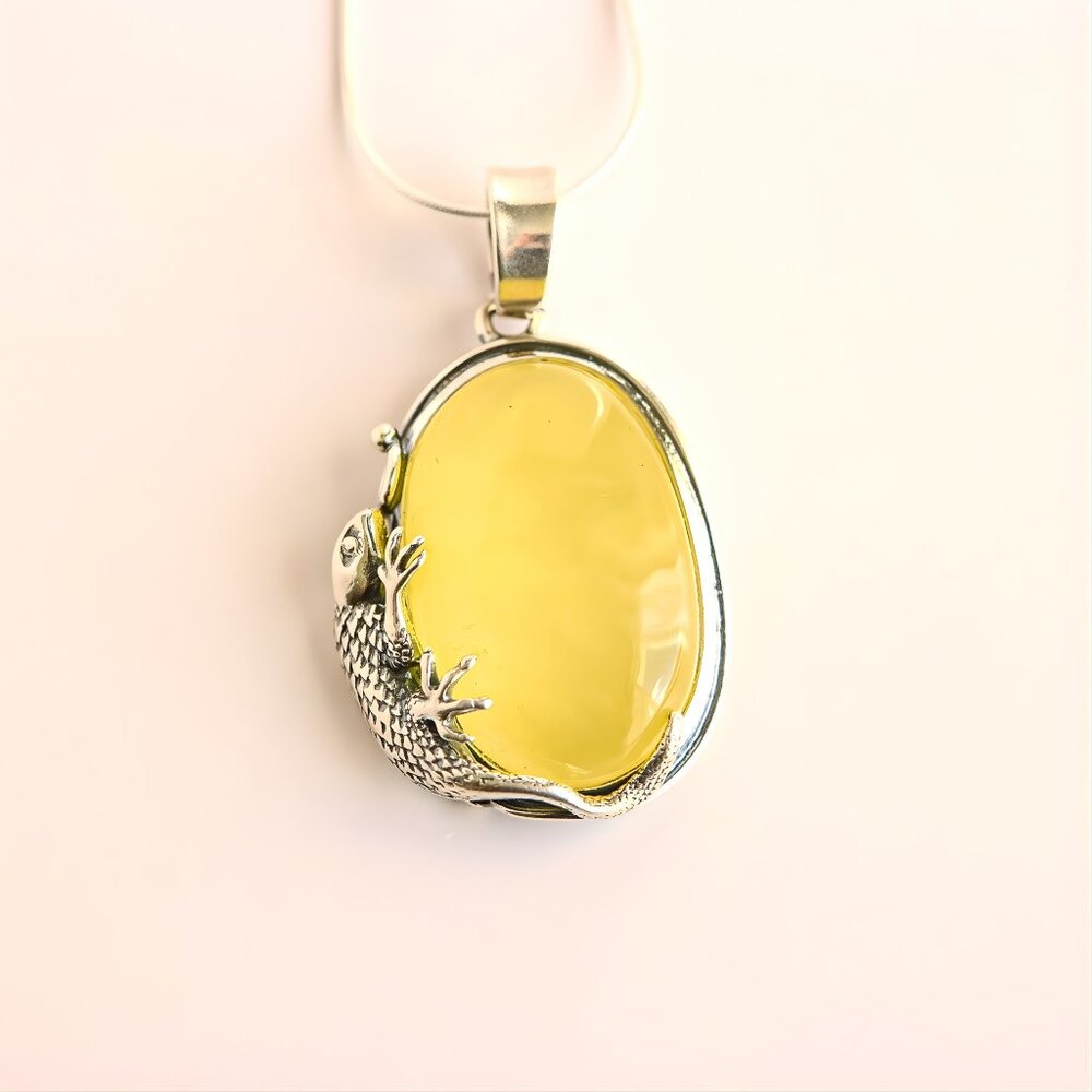 Baltic Amber Gecko Pendant in Sterling Silver